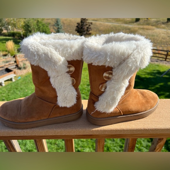 SO Fur Boots size 4 - Picture 3 of 6